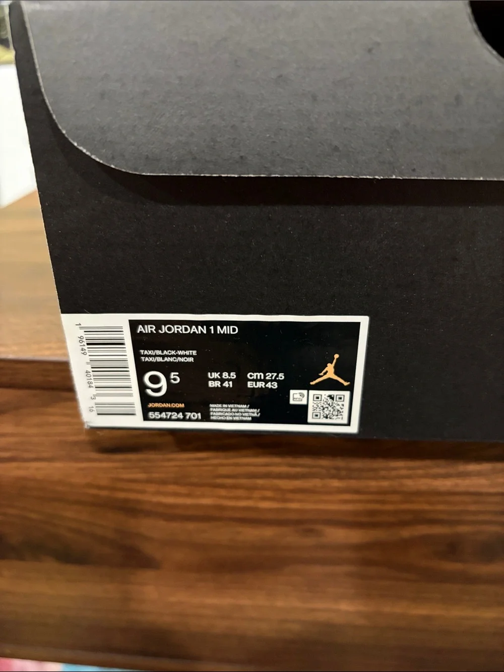 Air Jordan 1 Mid TAXI Sz 9.5 M
